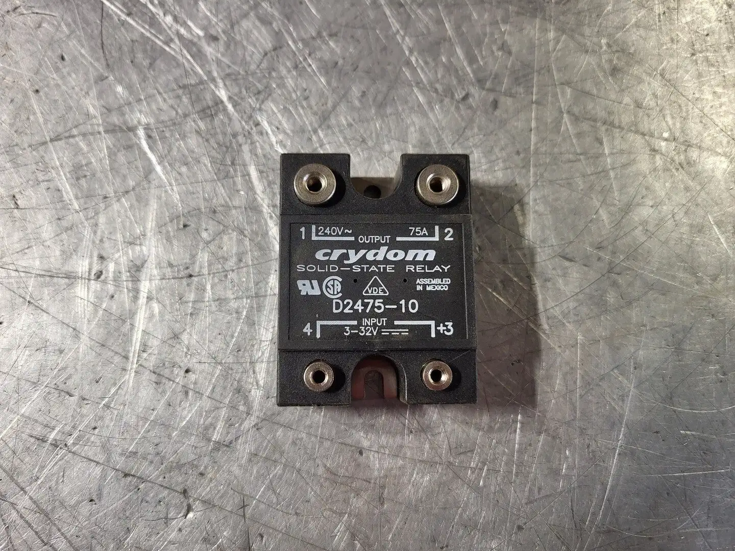 NEW CRYDOM D2475-10