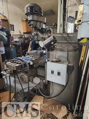 USED TREE 2UVR VERTICAL MILLING MACHINE