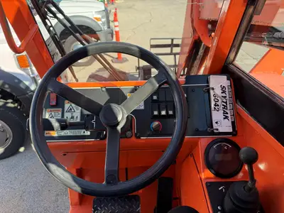 Used 2013 SKYTRAK 6042 Aerial Work Platforms Utah US | Global Remarketing #1285961