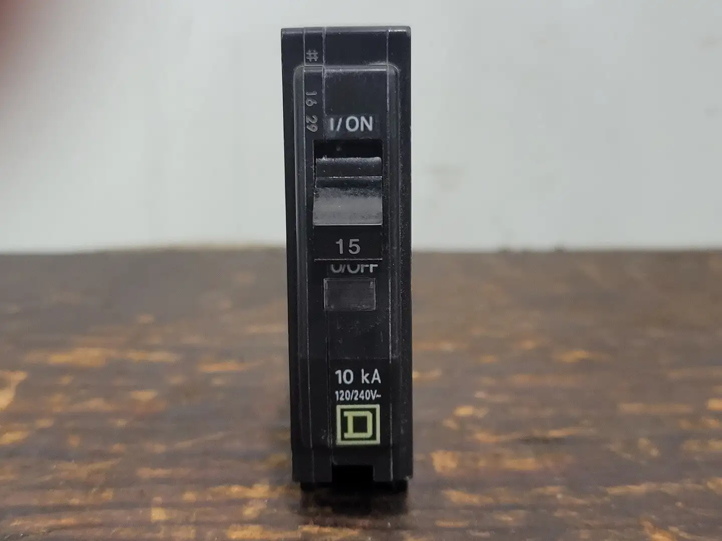 USED SQUARE D QO115