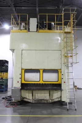 1999 KOMATSU L2M300-3BM Stamping Press | Levy Recovery Group (4)