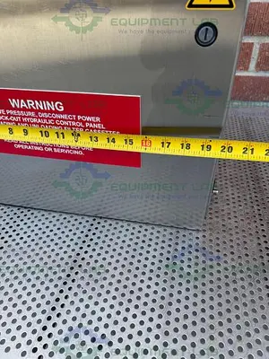 USED INTERFACE DEVICES H030/30 INTENSIFIER PUMP W/ 20"X 9" X 24" ENCLOSURE