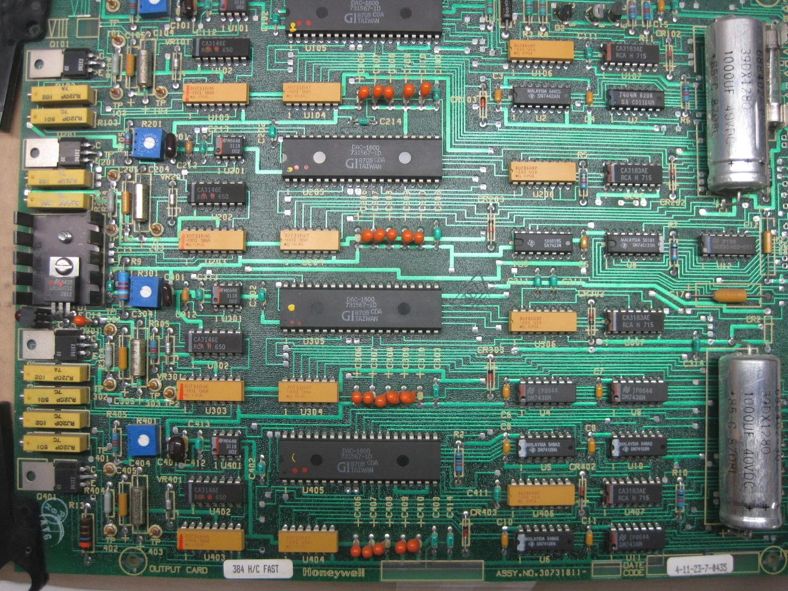HONEYWELL 30731811-001 OUTPUT BOARD