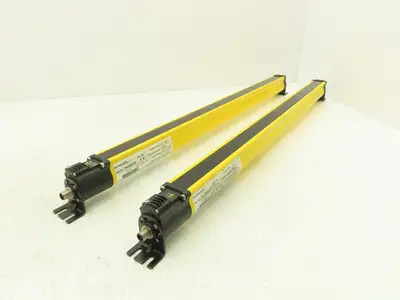 440L-P4J0640YD Guardshield Safety Light Curtain Transmitter/Receiver Set