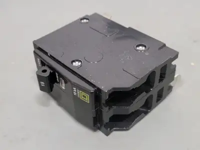 Used SCHNEIDER ELECTRIC QO215 Switchgears British Columbia CA | Lenmark #240535