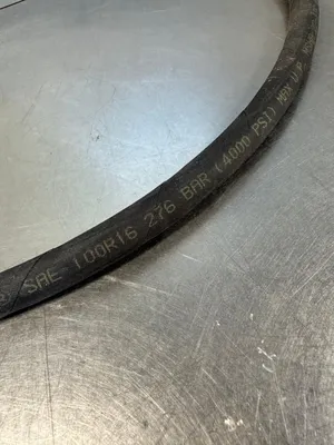 Eaton Swivel Hydraulic Hose Fitting 06U-S66 + Sae100r16 (4C-37)