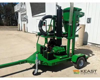 Used CHRISTIANSON _UNKNOWN_ Sweeper/Vacuum Iowa US | Keast Enterprises #1360110