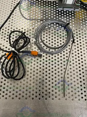 USED APPLIKON ADI 1030 BIO CONTROLLER W/ PH CABLE AND TEMPERATURE SENSOR