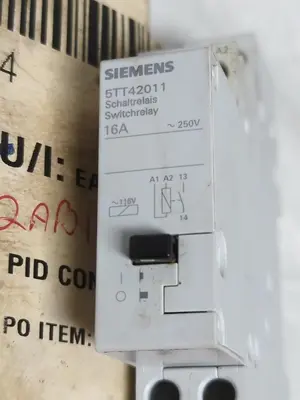 New | in-Stock SIEMENS 5TT42011 Miscellaneous Equipment (Electrical & Power) | Surplus Asset Holdings #1192778