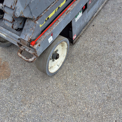 USED 2014 Skyjack SJ3226