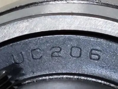 NEW KOYO UC206-19