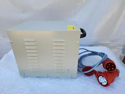 MUCO POWER SUPPLY MODEL: DRG 1,6. COMES WITH MENNEKES CABLE CONNECTORS