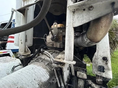 Used 2007 ADVANCE FD3000 Concrete Mixer Trucks Florida US | Big D Heavy Equipment #1556962