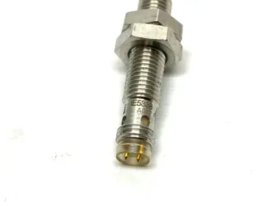 USED IFM INDUCTIVE PROXIMITY SENSOR 3MM M8 BODY IEBC003BASKG/AS