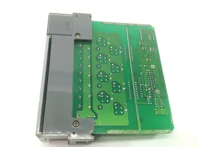 1746-OB8 | Allen Bradley  Series A Output Module SLC500 - Used