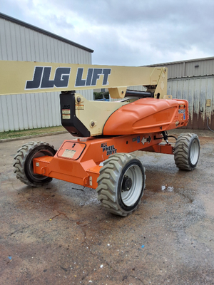 USED 2013 JLG M600JP