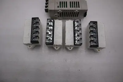 Keyence MS2-H50 Switching Power Supply 24 VDC 2.1 A MS2H50 STK L197CC