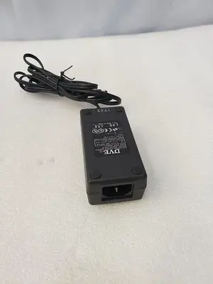 DVE POWER SUPPLY DSA-0151D-05 QTY 4