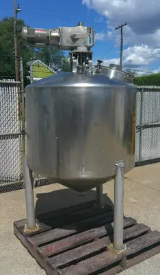 SPC9300  Tank 200 gallon vertical tank, Stainless Steel, electric agitator, conical