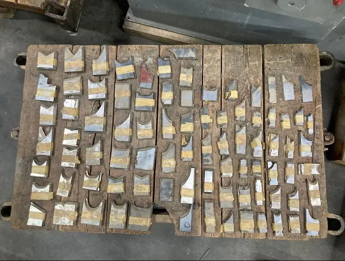 Used LOT OF MOULDER/SHAPER MATCHED PROFILED CUTTERHEAD KNIVES Woodworking Moulders | Pruitt Machinery #715977