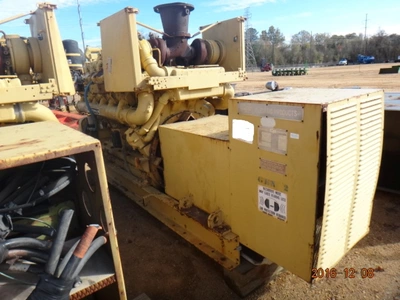 Diesel Synchronous Generator Set CAT 600 KW 277/480 V 60Hz 1500H
