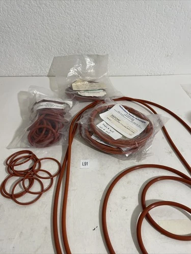 Large Lot Of Various Silicone O-rings See Photos For Size Fast Shipping!