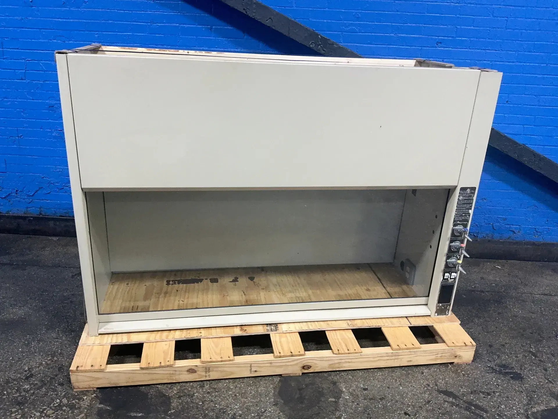 Used _UNKNOWN_ _UNKNOWN_ Fume Hoods Ohio US | HGR 24 #1370230