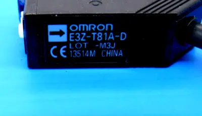 NEW OMRON E3Z-T81A-D PHOTOELECTRIC SENSOR E3ZT81AD