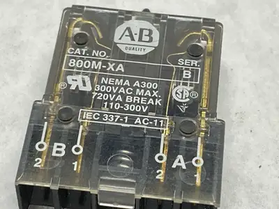 800M-XA | Allen Bradley  Ser B Contact Block 110-300V LOT OF 5 - Used