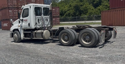 Used 2015 FREIGHTLINER CASCADIA Miscellaneous Trucks/Trailers Tennessee US | Revelation Machinery #1314595