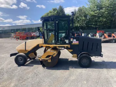 2018 LAY-MOR SWEEPMASTER 450-ST Ride-On Sweepers And Brooms | Steam Well LLC (2)