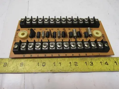 Yasnac DF6313648 Rev B Circuit Board Card PCB