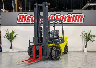 USED 2024 LIFT HERO CPD30