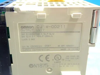 USED OMRON CJ1WOD211