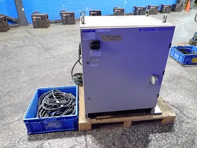 USED 2011 YASKAWA MOTOMAN MOTOMANMH6