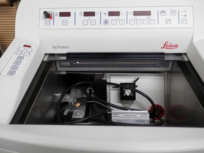 Used LEICA CM1950 Cryostats California US | Biotech Equipment Sales #1464633