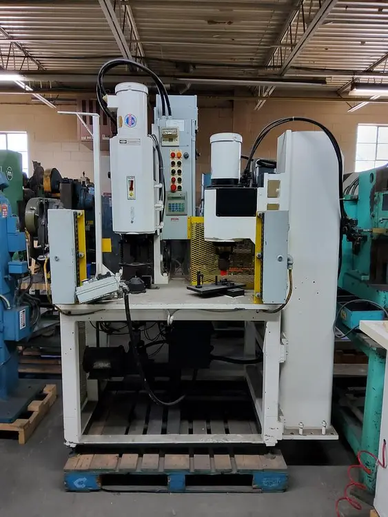 Used VSI ORBITAL RIVET MACHINE MODEL TM 20 AND TM 10 Riveters CA | B & B RIVET MACHINE #746465
