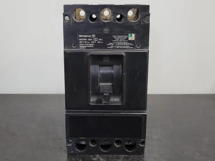 Used WESTINGHOUSE DA3300W Switchgears British Columbia CA | Lenmark #242915