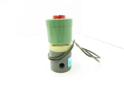 Plast-o-matic EUC2B4G20 Solenoid Valve PVC 1/4" NPT 120 PSI 120V Coil