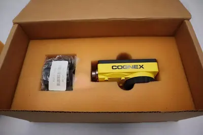 NEW IN BOX COGNEX 825-0073-1R  Machine Vision Camera STOCK 2298-D