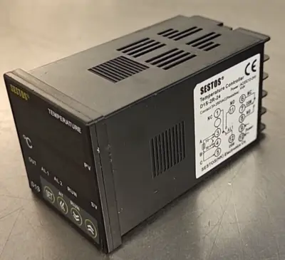 Sestos D1S-2R-24 S/N 5538 Temperature controller D1S-2R-24 (BIN 4.5.4)