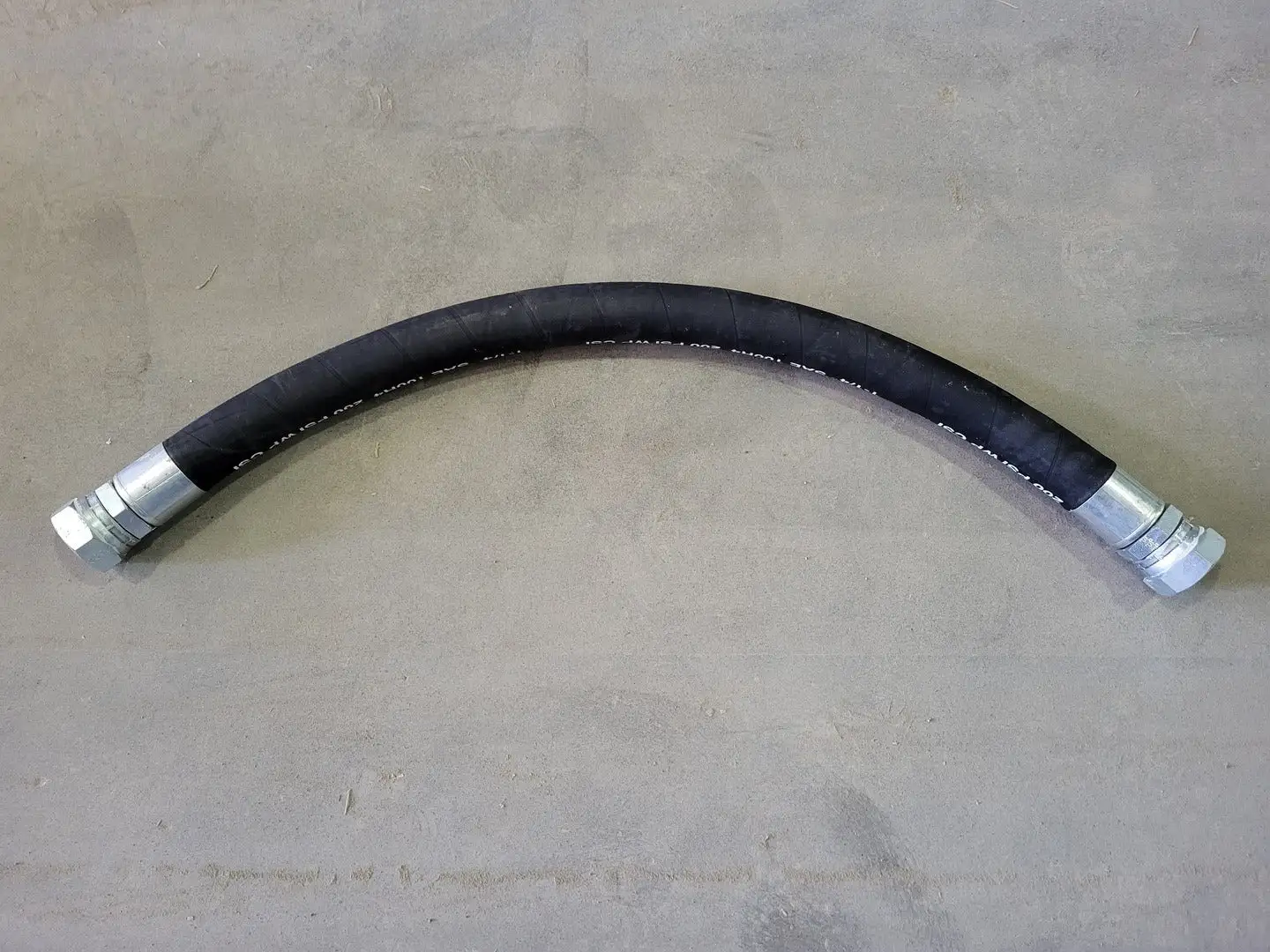1-1/4" SAE 100R4 Suction Hose 31" Length