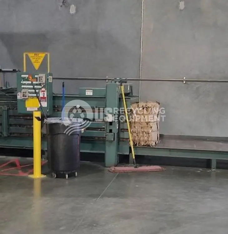 Used INTERNATIONAL BALER 4830-60 HORIZONTAL BALER WITH CONVEYOR Balers Missouri US | US Recycling Equipment #1277613