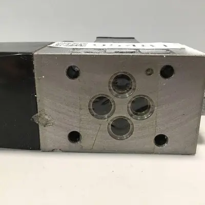 USED VICKERS DG4V32AMP7H750