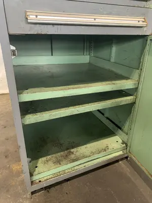 2-DRAWER STANLEY VIDMAR CABINET. STOCK #0903624