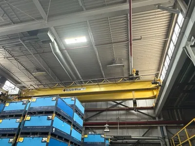 R & M Spacemaster 2000 Bridge Cranes | ListingHippo (10)