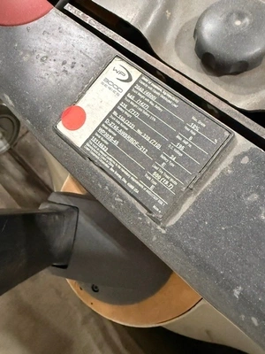 USED Crown WP3035-45 pallet jacks Qty 4 need batteries