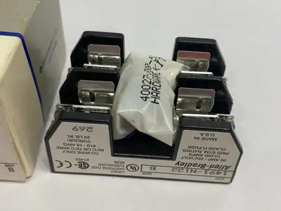 USED ALLEN-BRADLEY SER. B FUSE BLOCK 2-POLE 250V