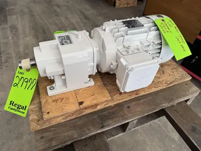 NEW NORD NORD GEARBOX WITH MOTOR