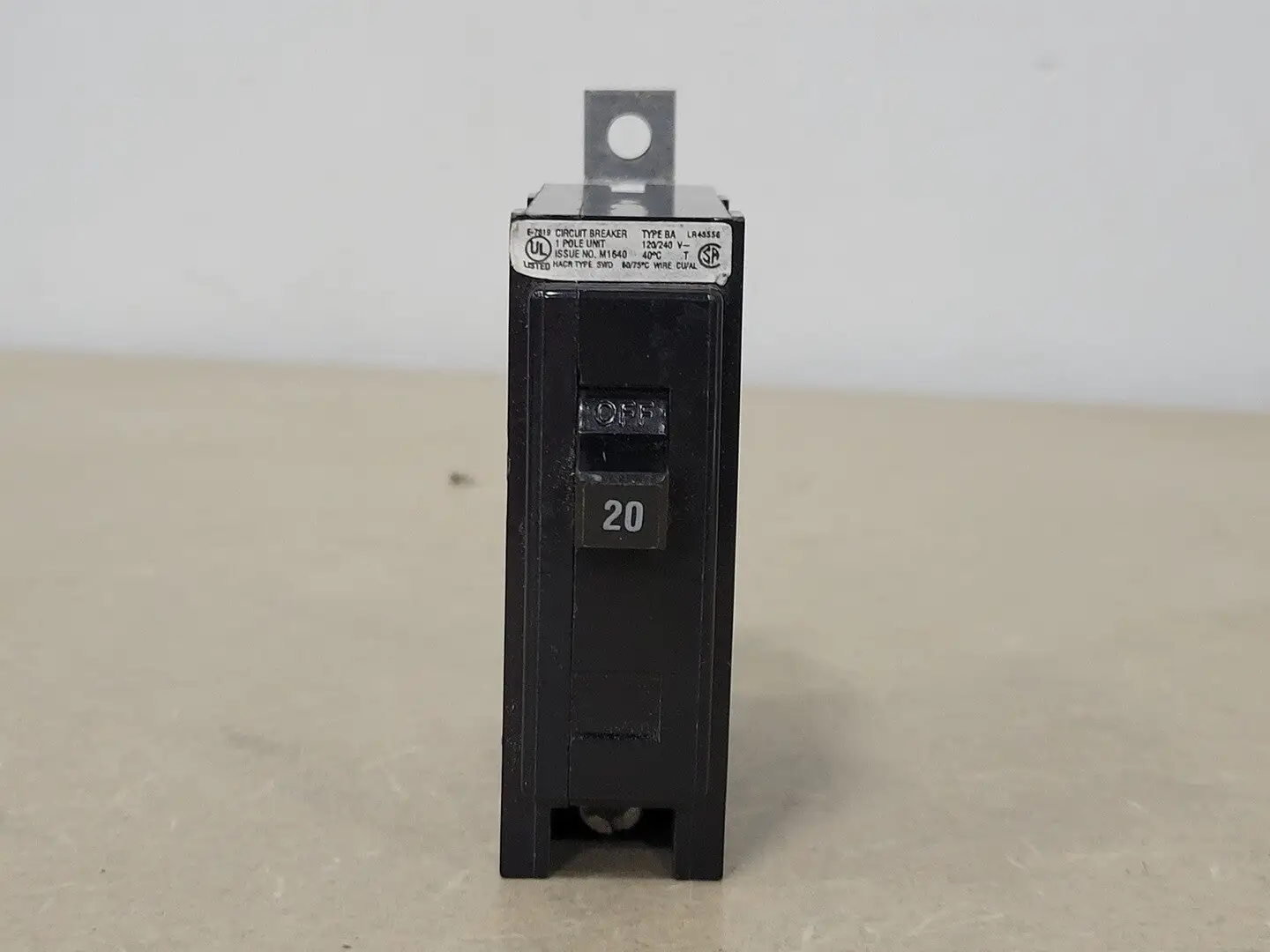 USED CUTLER-HAMMER BA120